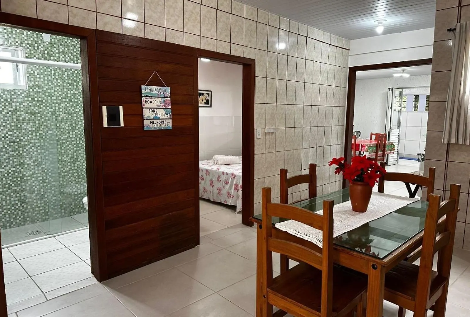 Ampla Casa Terrea, Wifi, Estacionamento E Seguranca Villa Florianopolis Holiday home